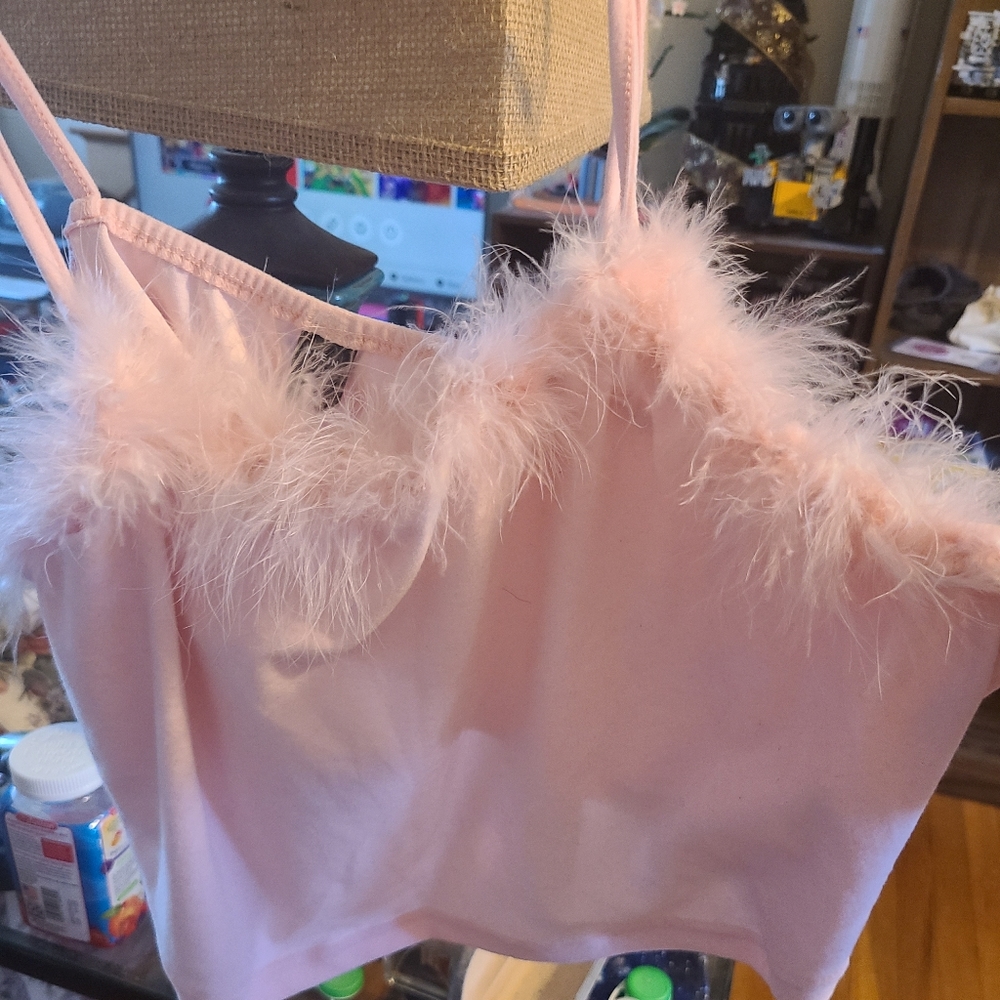 SHEIN fuzzy pink cropped cami 2XL